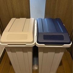 ゴミ箱の画像
