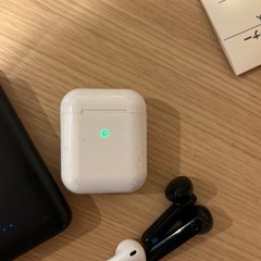 モバイルバッテリーとイヤホンジャンク
の画像