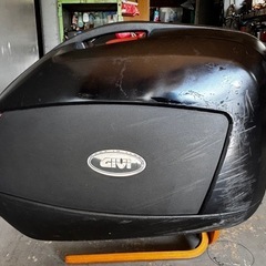 GIVI サイドケース ニンジャ400Rステー付
の画像