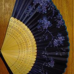 紺色の扇子 中古品 袋つきの画像
