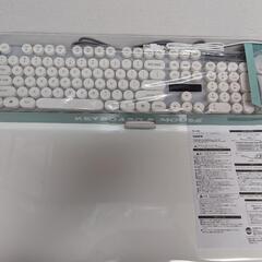 光るキーボードとマウスセット （未使用品）の画像