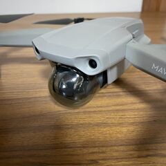 MAVIC AIR2 ドローン ジンバル不良・飛ばない状態 本体・バッテリー3個・リモコン・収納バッグ付きの画像