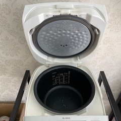 ZOJIRUSHI　炊飯器　の画像