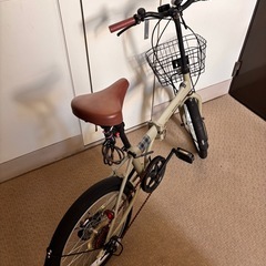 折りたたみ自転車
の画像
