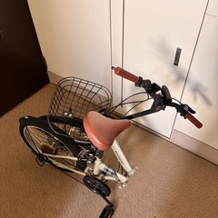 折りたたみ自転車
の画像