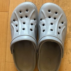 決まりました　クロックス風　サンダル27cmの画像