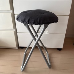 カイ様　立ち会いなし引き取り予定無料折りたたみ椅子　の画像