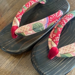 和柄の楽ちん下駄の画像