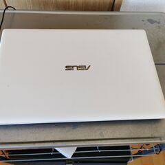 中古　ASUSノートPC　X551Mの画像