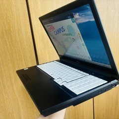 富士通 lifebook A5510 第10世代i5 ノートパソコン　8/256の画像