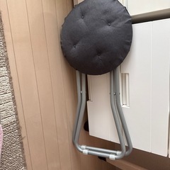 カイ様　立ち会いなし引き取り予定無料折りたたみ椅子　の画像