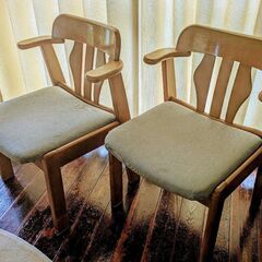 ダイニングチェアー　椅子　４脚の画像