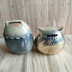陶器のフクロウ貯金箱２個の画像
