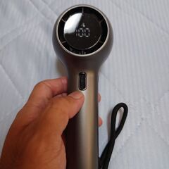 【未使用に近い】ハンディファン　手持ち扇風機　USB-タイプC 3200mAhの画像