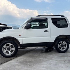 SKYBLUEMOTORです🙇スズキ　ジムニー　平成14年式　4WD ターボ車　各部チッピングブラック塗装　ワンセグナビTVの画像