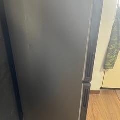 一人暮らし用冷蔵庫の画像
