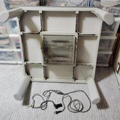 正方形のこたつの画像