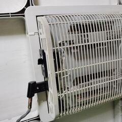 正方形のこたつの画像
