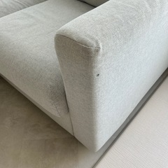 IKEA 2人用ソファーの画像