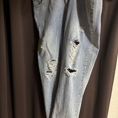 ダメージジーパンの画像