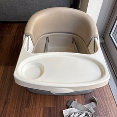 ingenuity　ベビーチェアの画像