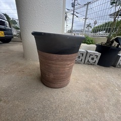 陶器鉢の画像