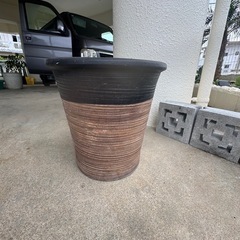 陶器鉢の画像