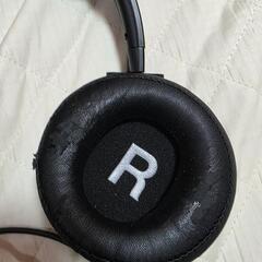 有線ヘッドホンの画像