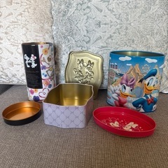 Disney YOKU MOKU　ディズニー　お菓子　缶　ヨックモックの画像