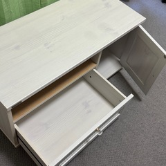 テレビ台の画像