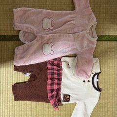 女の子ベビー服とベビーグッズの画像