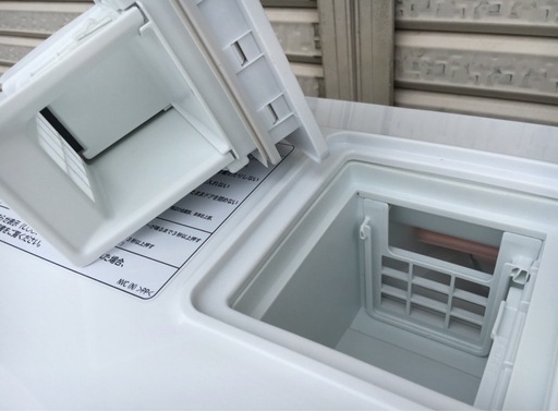 全国最安?2019年製品HITACHIドラム式洗濯乾燥機　11kg　BD-SV110C 配達無料！