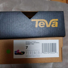 【新品・未使用】Teva テバ　マルチカラー　24cmの画像