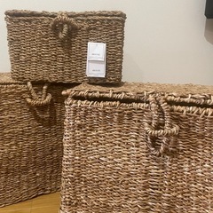 H&M HOME ふた付き収納バスケットの画像