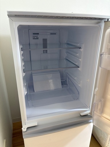 SHARP 2019年製冷蔵庫137L (いいじま) 清水のキッチン家電