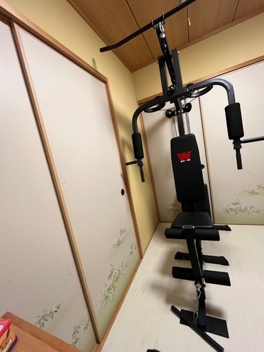 健康器具　筋トレ　トレーニングマシーン　フィットネス器具