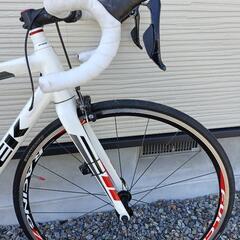 ロードバイク　TREK　MADON2.1 の画像