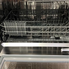 極美品 使用浅 台付き シロカ 食洗機の画像