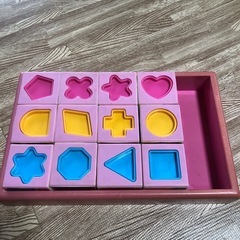 パズル　絵あわせ　積み木　キティーの画像