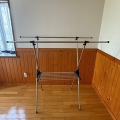 折りたたみ物干し竿の画像