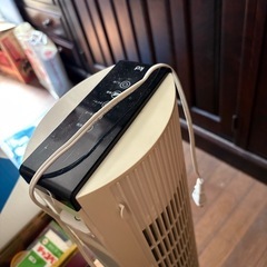 リモコン付き　タワーファン　首振りの画像