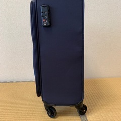 ソフトキャリーケース　ネイビーの画像