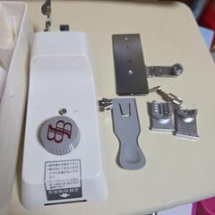 ブラザー職業用ボタン穴かがりの画像