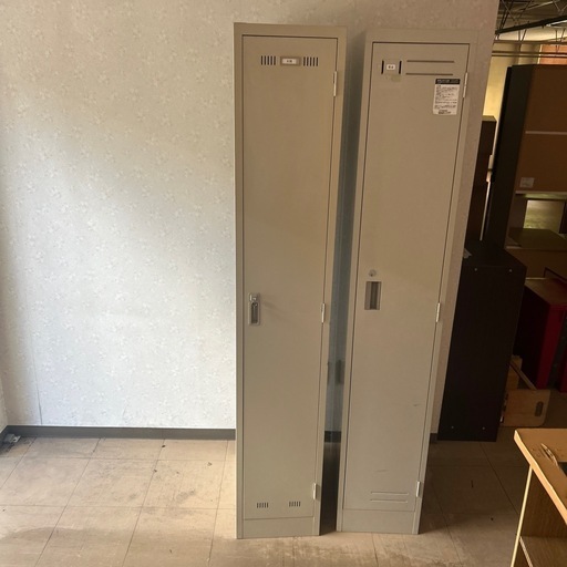 ミドルレンジボード 幅80×奥行42×高さ115㎝ ホワイト キッチンボード