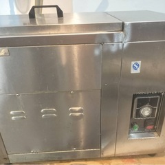 電気卓上フライヤー　水 油分離タイプ