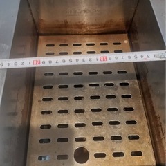 電気卓上フライヤー　水 油分離タイプの画像