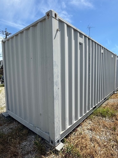 ラスト１台　3枚シャッター　スチール製 20フィート 海上 コンテナ バイク ガレージ 倉庫　物置 ラスト1台 3枚シャッター スチール製 20フィート 海上 コンテナ
