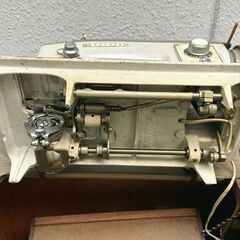 ブラザー ミシン ZU2-B680　台付ミシンの画像