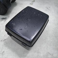 リアボックスの画像