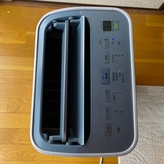 Sharp 除湿器の画像